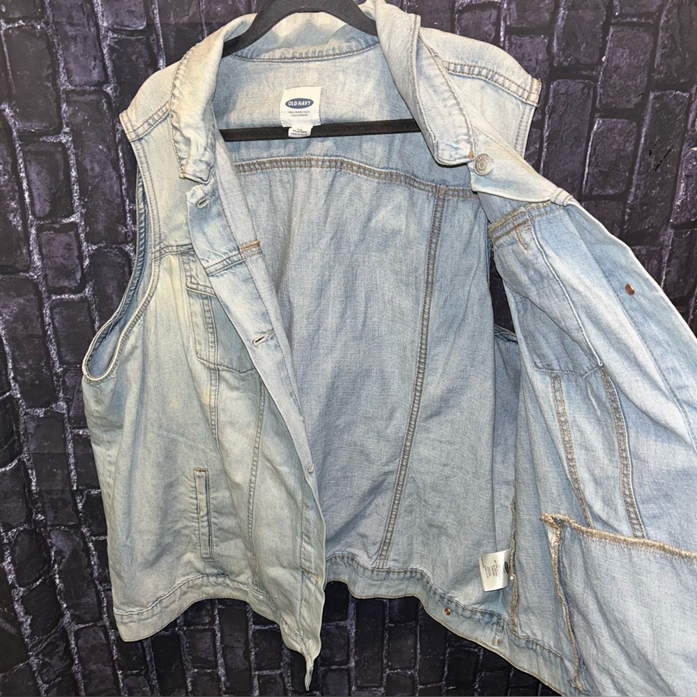 Old Navy Light Wash Denim Vest sz 4x - Picture 13 of 14